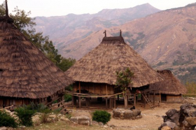 Ảnh ngôi nhà truyền thống ở ngôi làng miền núi Maubisse phía Nam Dil