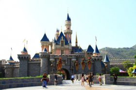 Ảnh Lâu đài ngủ nghỉ tại HK Disneyland